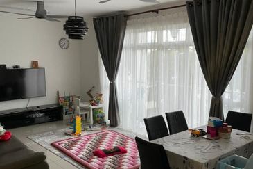 DWI PUTRA RESIDENCE PUTRAJAYA PRECINT 15