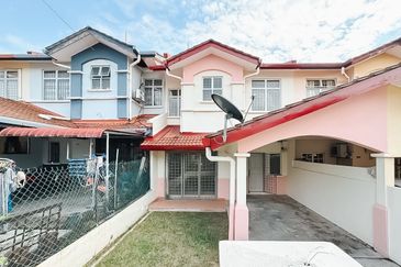 Pusat Bandar Putra Permai