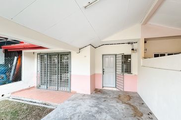 Pusat Bandar Putra Permai