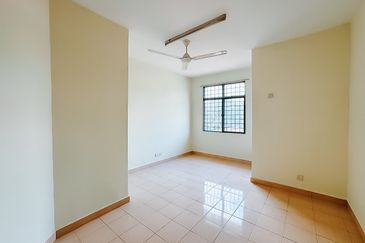 Pusat Bandar Putra Permai