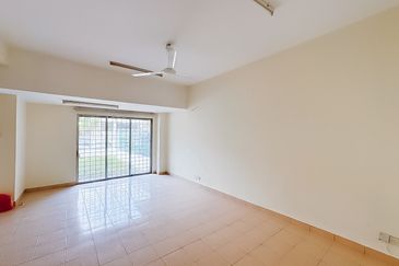 Pusat Bandar Putra Permai