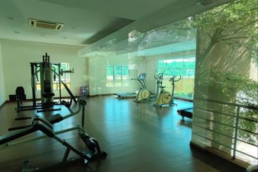 Villa Park Condominium