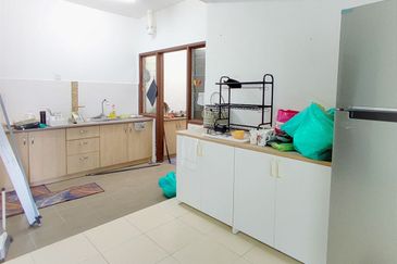 Villa Park Condominium