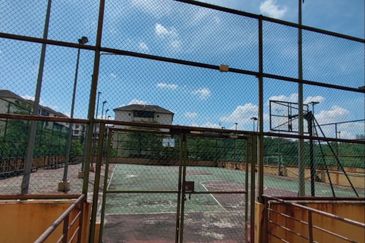 Villa Park Condominium