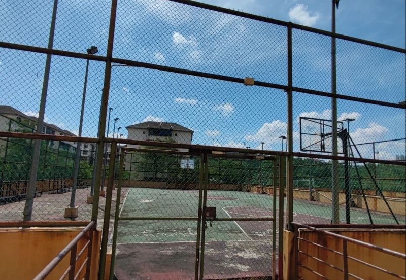 Villa Park Condominium