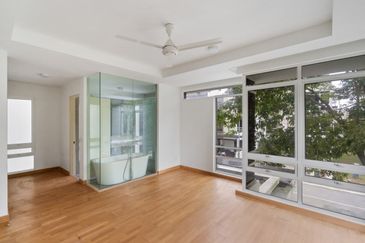 Duta Villa, Presint 14