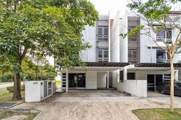 Duta Villa, Presint 14