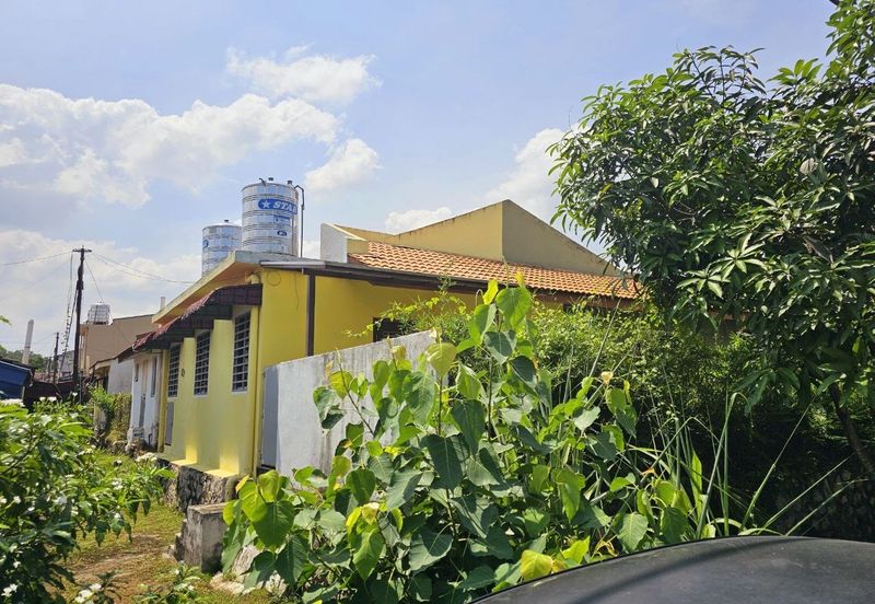 Jalan Bukit Belimbing 