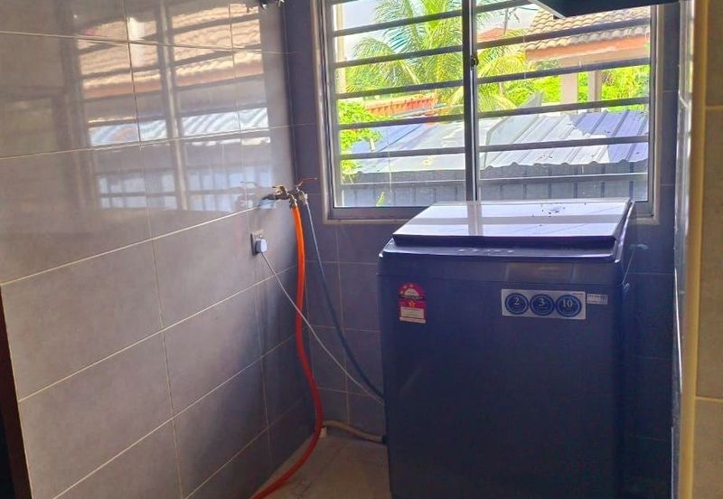 Jalan Bukit Belimbing 