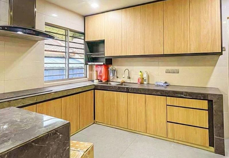 Jalan Bukit Belimbing 