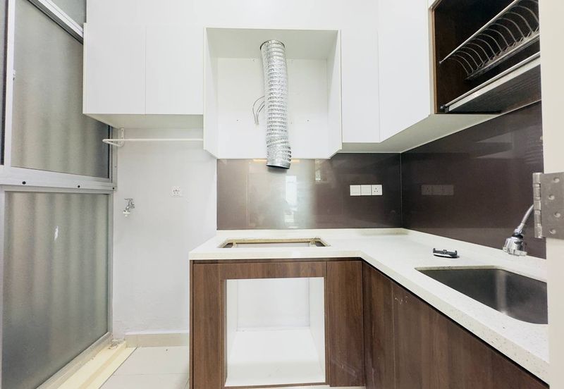 Lake Point Residence