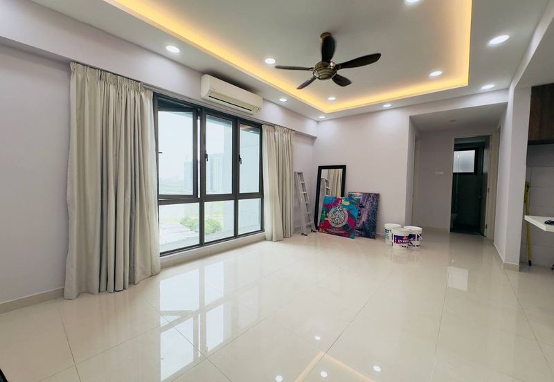 Lake Point Residence