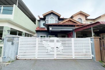 Taman Seroja, Bandar Baru Salak Tinggi