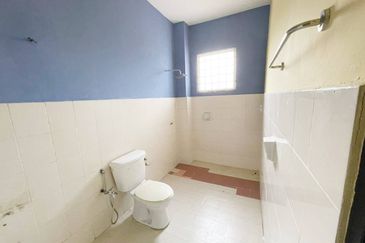 Taman Seroja, Bandar Baru Salak Tinggi