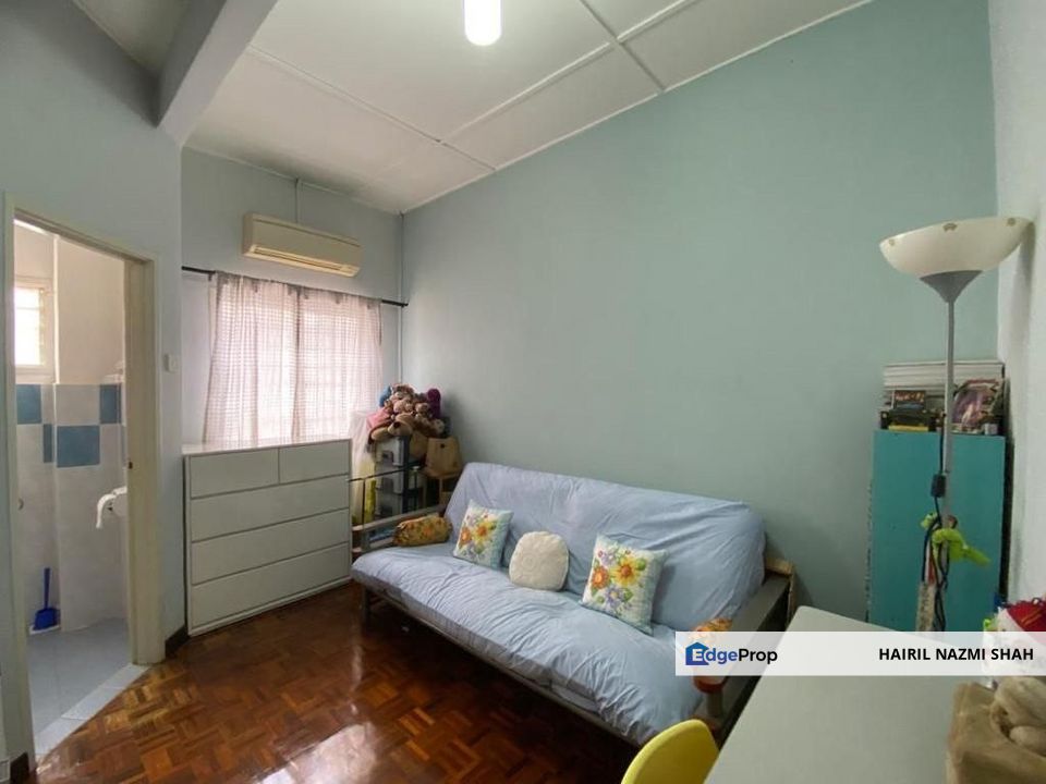 2 STOREY TAMAN BUKIT EMAS SERI KEMBANGAN , Selangor, Seri Kembangan