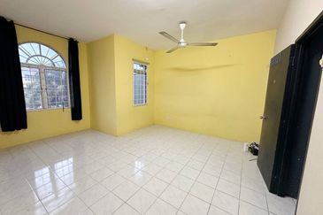 Taman Seroja, Bandar Baru Salak Tinggi