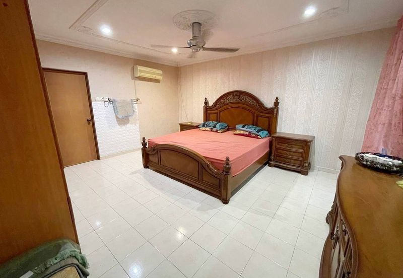 BUNGALOW TAMAN MELATI SUNGAI KANTAN KAJANG