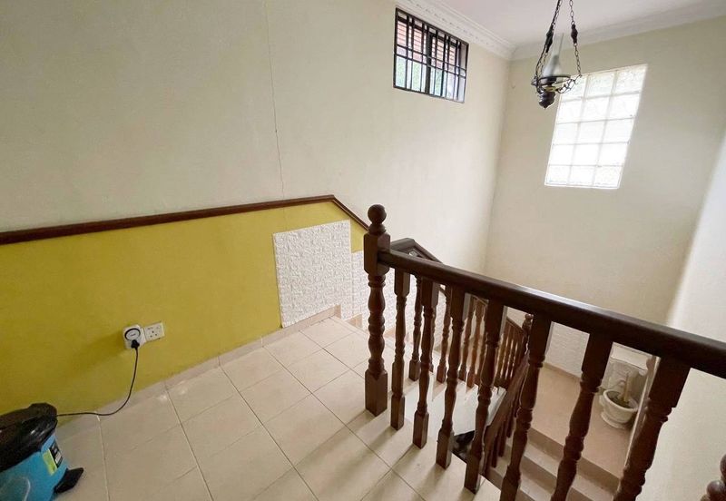 BUNGALOW TAMAN MELATI SUNGAI KANTAN KAJANG