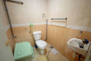 BUNGALOW TAMAN MELATI SUNGAI KANTAN KAJANG