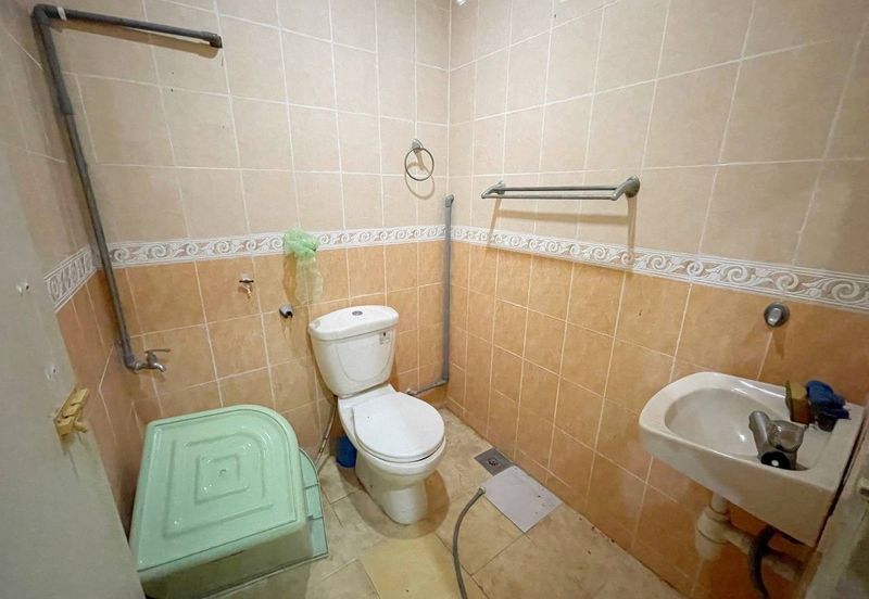 BUNGALOW TAMAN MELATI SUNGAI KANTAN KAJANG