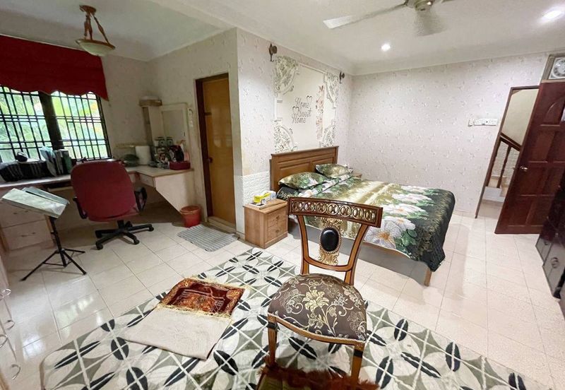 BUNGALOW TAMAN MELATI SUNGAI KANTAN KAJANG