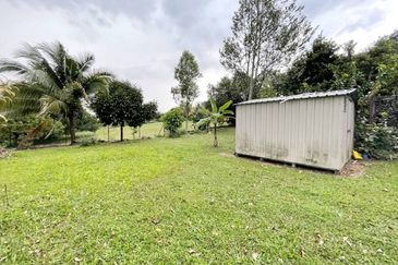 BUNGALOW TAMAN MELATI SUNGAI KANTAN KAJANG