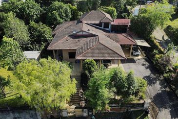 BUNGALOW TAMAN MELATI SUNGAI KANTAN KAJANG