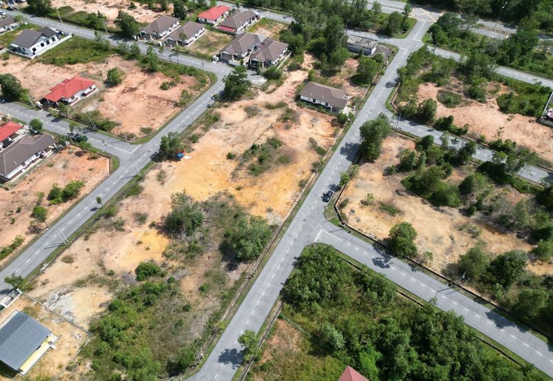 LAND MAHKOTA HILLS LENGGENG NEGERI SEMBILA