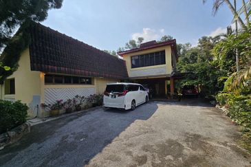 1.5 STOREY BUNGALOW SEKSYEN 1 BANDAR BARU BANGI