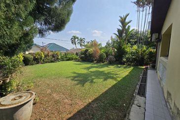 1.5 STOREY BUNGALOW SEKSYEN 1 BANDAR BARU BANGI