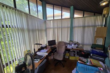 1.5 STOREY BUNGALOW SEKSYEN 1 BANDAR BARU BANGI