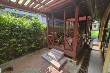 1.5 STOREY BUNGALOW SEKSYEN 1 BANDAR BARU BANGI