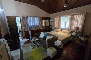 1.5 STOREY BUNGALOW SEKSYEN 1 BANDAR BARU BANGI