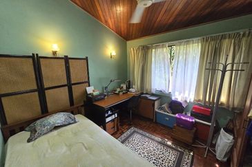 1.5 STOREY BUNGALOW SEKSYEN 1 BANDAR BARU BANGI