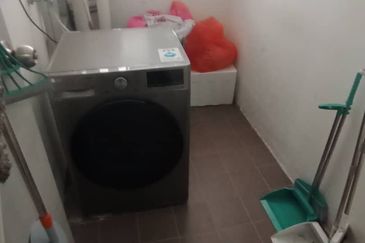 PELANGI KONDOMINIUM SG MERAB BANGI