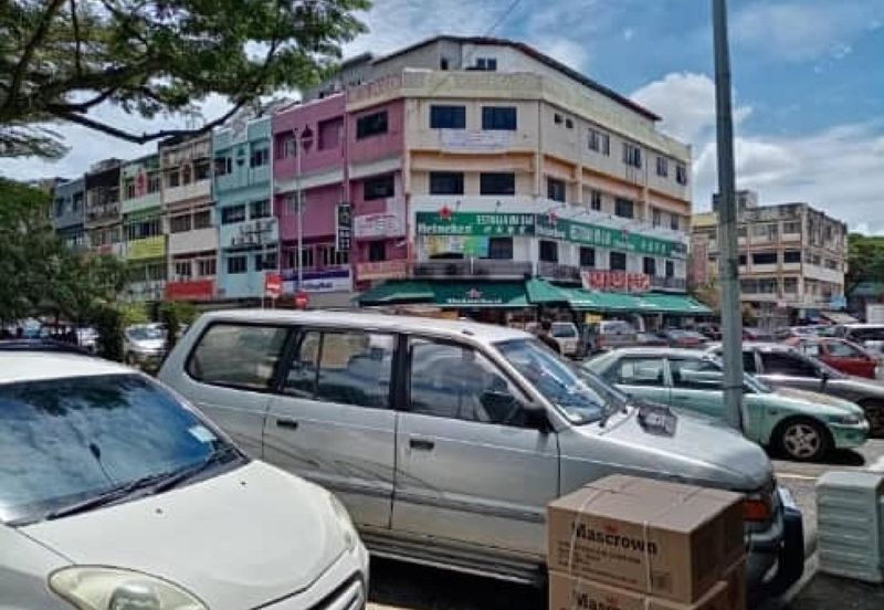 4 STOREY SHOP LOT CHERAS MALURI