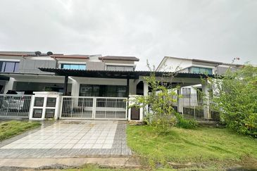 2 STOREY TAMAN DESA BUDIMAN SG LONG 