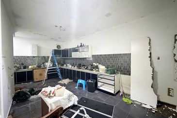 2 STOREY TAMAN DESA BUDIMAN SG LONG 