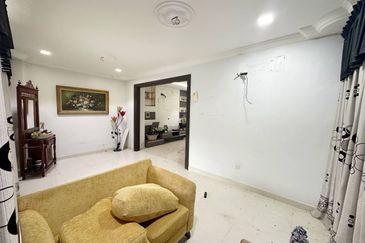 2 STOREY TAMAN DESA BUDIMAN SG LONG 