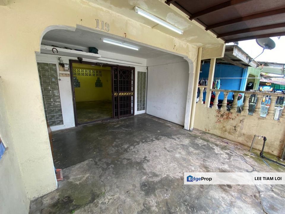 Permas Jaya 2 Storey Low Cost for Sale RM280,000 By LEE TIAM LOI