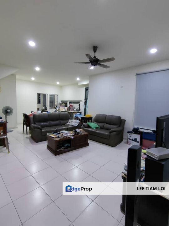 8 Bukit Indah Double Storey Corner Lot House for Sale RM900,000 By