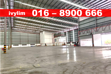 (Many Options) West Port Warehouse B:176ksf with loading bays
