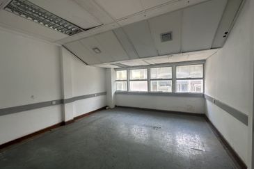 Petaling Jaya 4 Storey Shop Office For Rent  (2Unit)