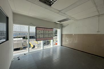 Petaling Jaya 4 Storey Shop Office For Rent  (2Unit)