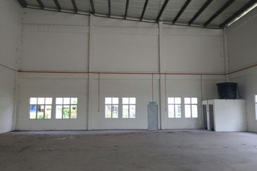 Kapar 2.5 Storey Semi D Factory For Rent