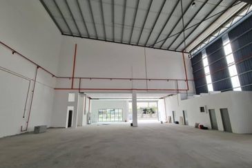 Kapar 2.5 Storey Semi D Factory For Rent