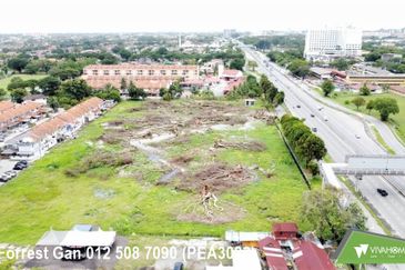 Persiaran Raja Muda Musa, Pelabuhan Klang