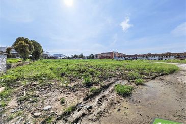 Persiaran Raja Muda Musa, Pelabuhan Klang