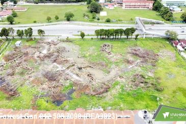 Persiaran Raja Muda Musa, Pelabuhan Klang