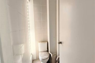 Gravit8 @ Klang South